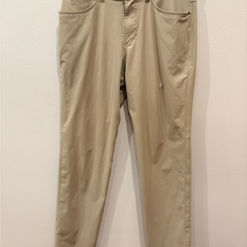 Lululemon Beige/Tan Pants - Size 34 W, 32 L